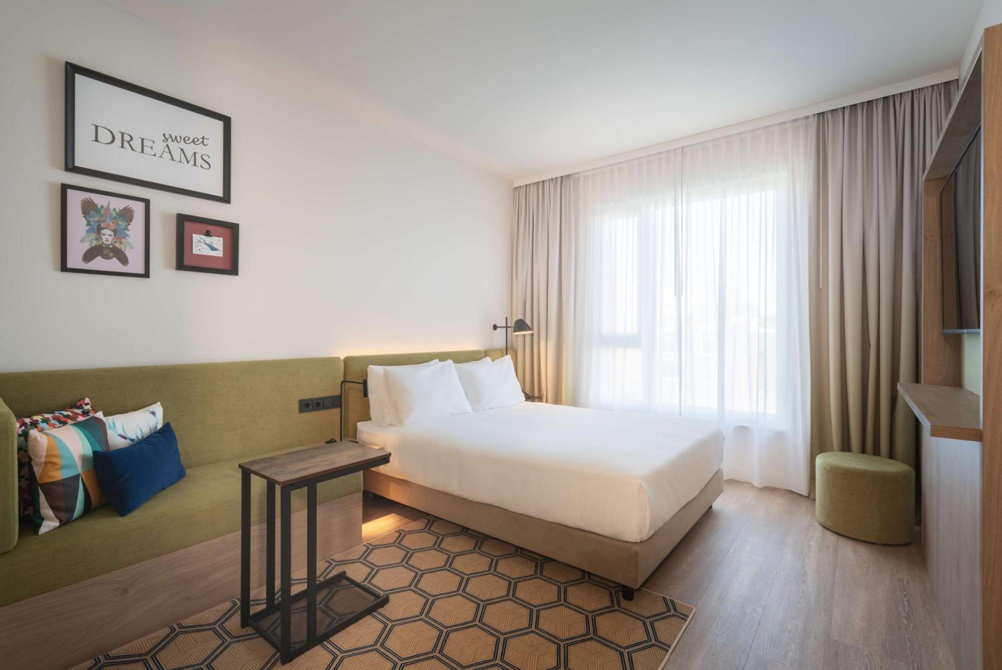 Hampton By Hilton Konstanz Hotel Buitenkant foto
