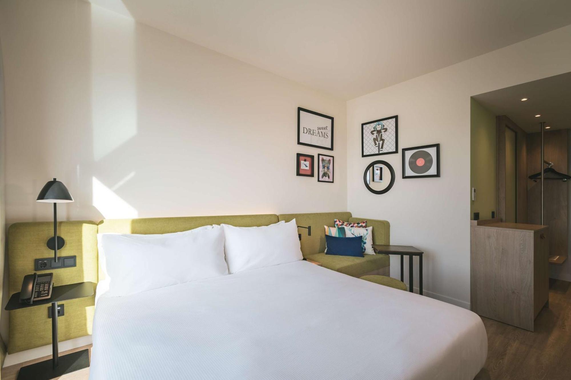 Hampton By Hilton Konstanz Hotel Buitenkant foto