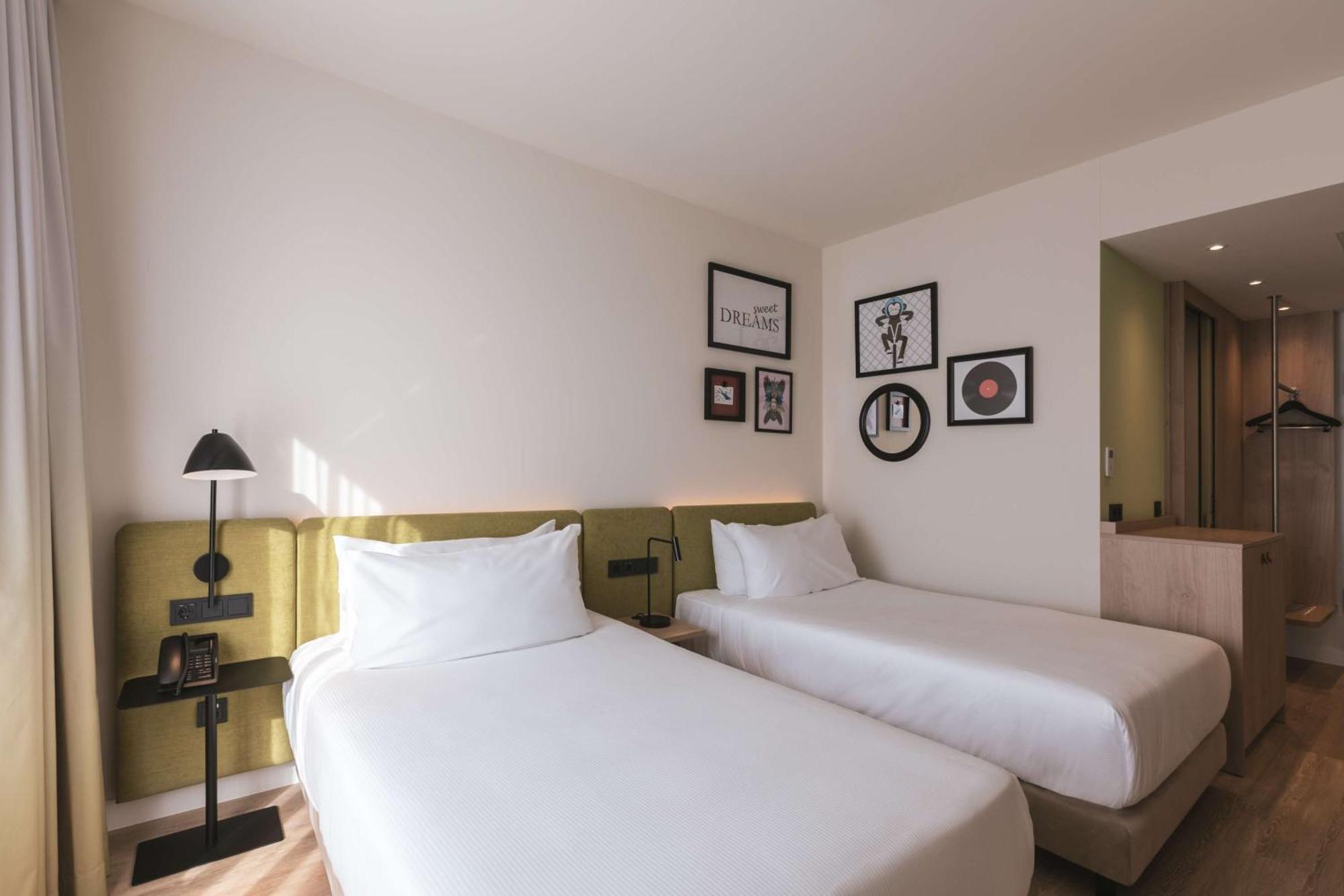 Hampton By Hilton Konstanz Hotel Buitenkant foto